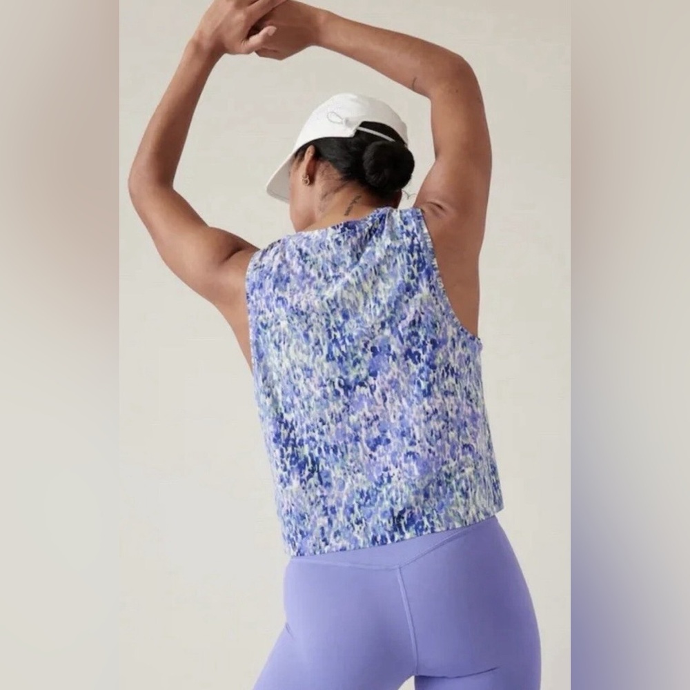 Athleta Ultimate Muscle Cropped Tank Top Abstract Blue Watercolor Size Small